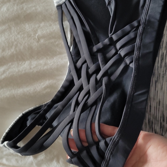 Lululemon, size 4, tank top, grey and white - Picture 3 of 4